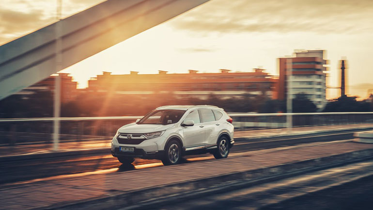 Φουλ στην τεχνολογία και με πλήρες πακέτο εξοπλισμού