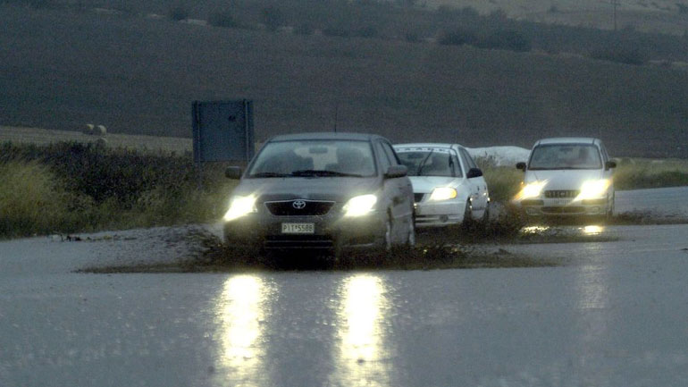 Προσωρινή διακοπή κυκλοφορίας λόγω της έντονης βροχόπτωσης σε Πέλλα και Κιλκίς