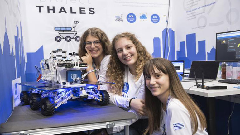 Παγκόσμια πρωτιά για την ελληνική αποστολή στην Ολυμπιάδα Εκπαιδευτικής Ρομποτικής