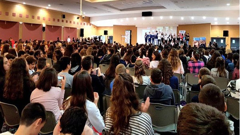 Υπουργείο Παιδείας: «302010 – Δώσε μου το δικαίωμα να χαμογελάσω»