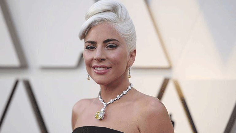 Η Lady Gaga είναι υποψήφια σε τρεις κατηγορίες στα Grammys 2020