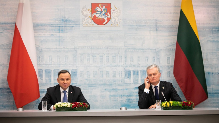 Λιθουανία και Πολωνία απέρριψαν τις επικρίσεις του Μακρόν περί «εγκεφαλικού θανάτου» του ΝΑΤΟ