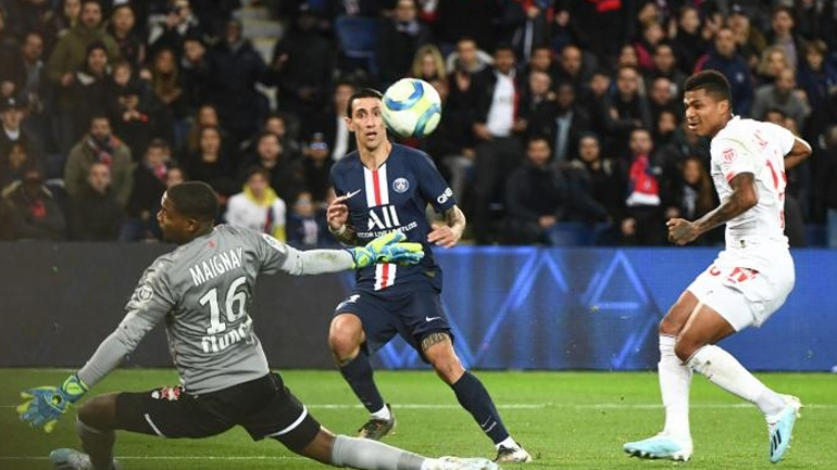 Άνετα η Παρί, 2-0 τη Λιλ