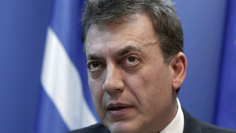 Βρούτσης: Αυτό είναι το νέο ασφαλιστικό – Τι θα γίνει με εισφορές, όρια ηλικίας και αναδρομικά