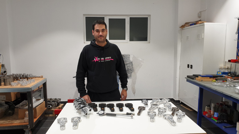 Ο σχεδιαστής και επικεφαλής της eXtreme Tuners Σπύρος Πανόπουλος