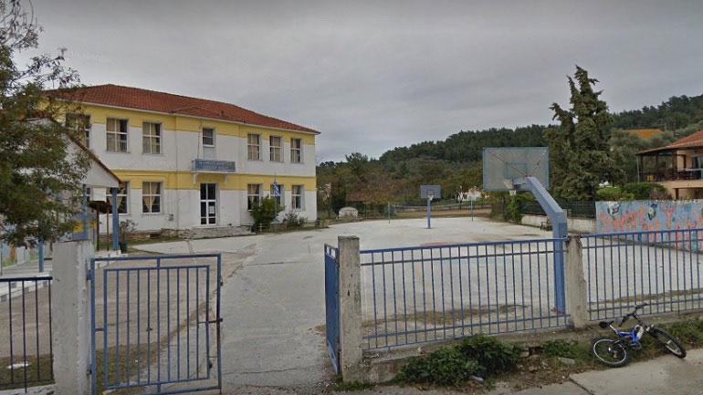 Κλειστά θα παραμείνουν αύριο τα σχολεία στη Θάσο
