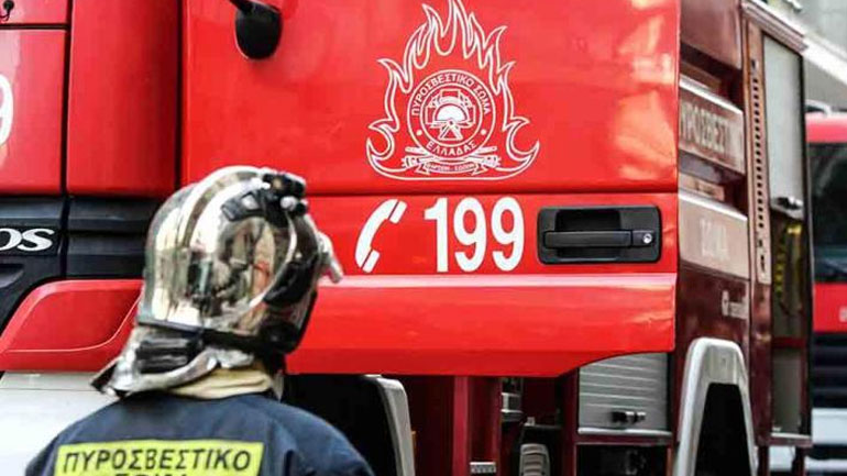 Φωτιά στο ισόγειο πολυκατοικίας στο Ηράκλειο