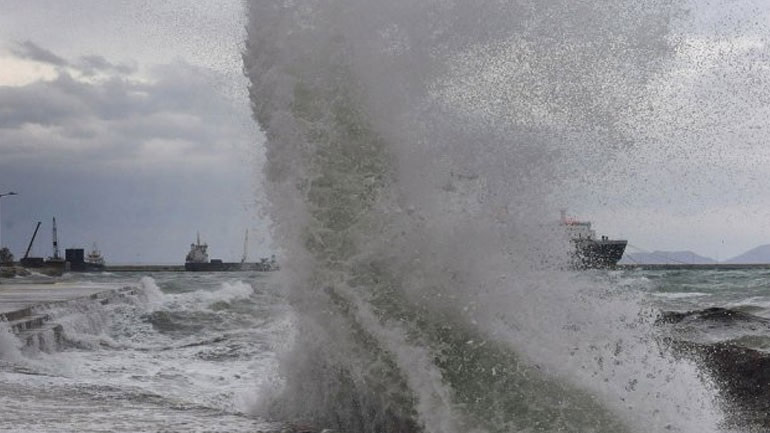 Προβλήματα στις ακτοπλοϊκές συγκοινωνίες λόγω ισχυρών ανέμων