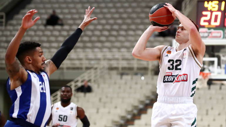 Με καταιγισμό τριπόντων ο Παναθηναϊκός, 130-81 τον Ηρακλή