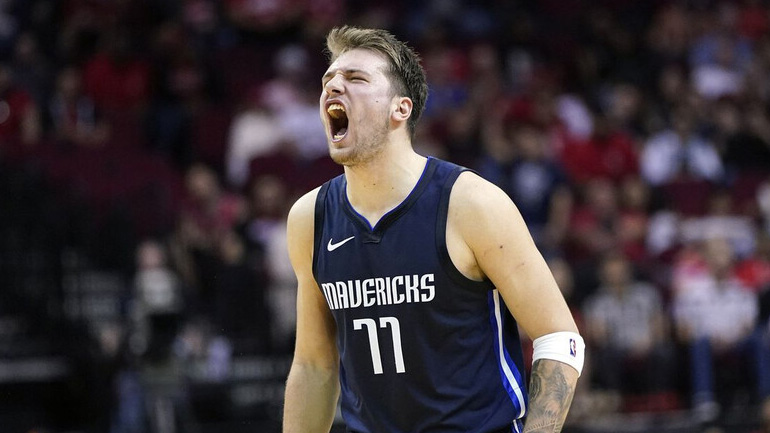 ΝΒΑ: Ντινγουίντι και Ντόντσιτς οι κορυφαίοι της εβδομάδας