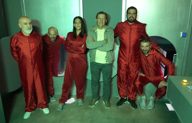 Η ομάδα του Traction με επικεφαλής τον Κώστα Στεφανή συνεχίζει στον τηλεοπτικό αέρα για 21η χρονιά