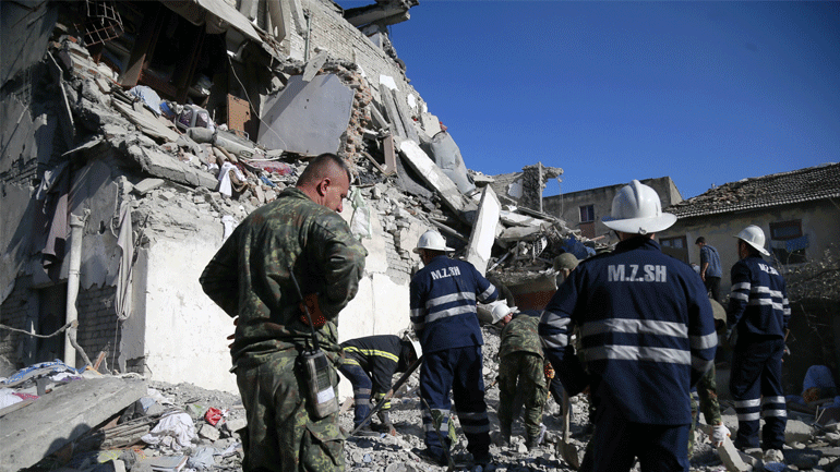 Σεισμός στην Αλβανία: Εικόνες από drone αποτυπώνουν το μέγεθος της καταστροφής