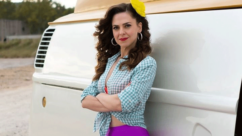 Η αποκάλυψη της Ρένας Μόρφη: «Δε με αναγνωρίζουν και μου ζητάνε εισιτήριο»