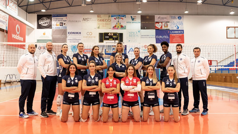Βόλεϊ: Πλησίασε στην πρόκριση ο ΑΟ Θήρας, 3-0 σετ την Ντρίτα Γκζίλαν