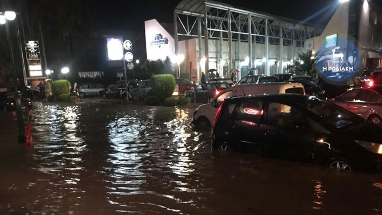 Ζητεί να κηρυχθεί σε κατάσταση εκτάκτου ανάγκης η Ρόδος