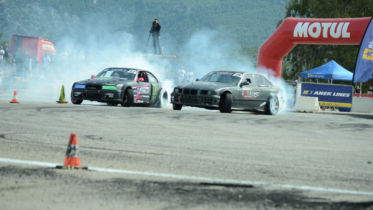 Ο τελευταίος αγώνας Drift της χρονιάς στο λιμάνι του Πειραιά