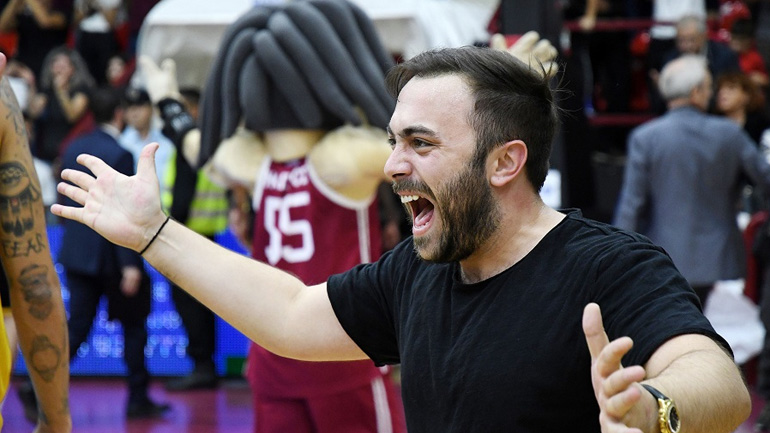 «Όλοι θα είμαστε εκεί για τον Ήφαιστό μας»