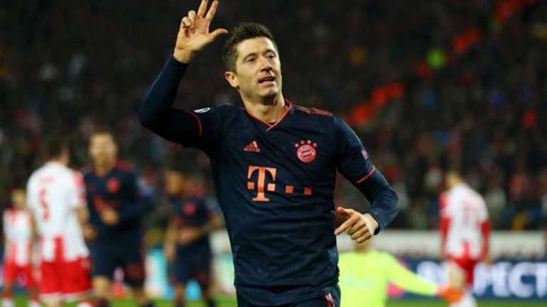 H Mπάγερν συνέτριψε 6-0 τον Ερυθρό Αστέρα και κράτησε τον Ολυμπιακό στο κόλπο της τρίτης θέσης