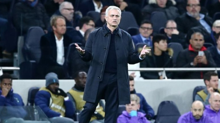 Μουρίνιο: «Μας εξέπληξε ο Ολυμπιακός»