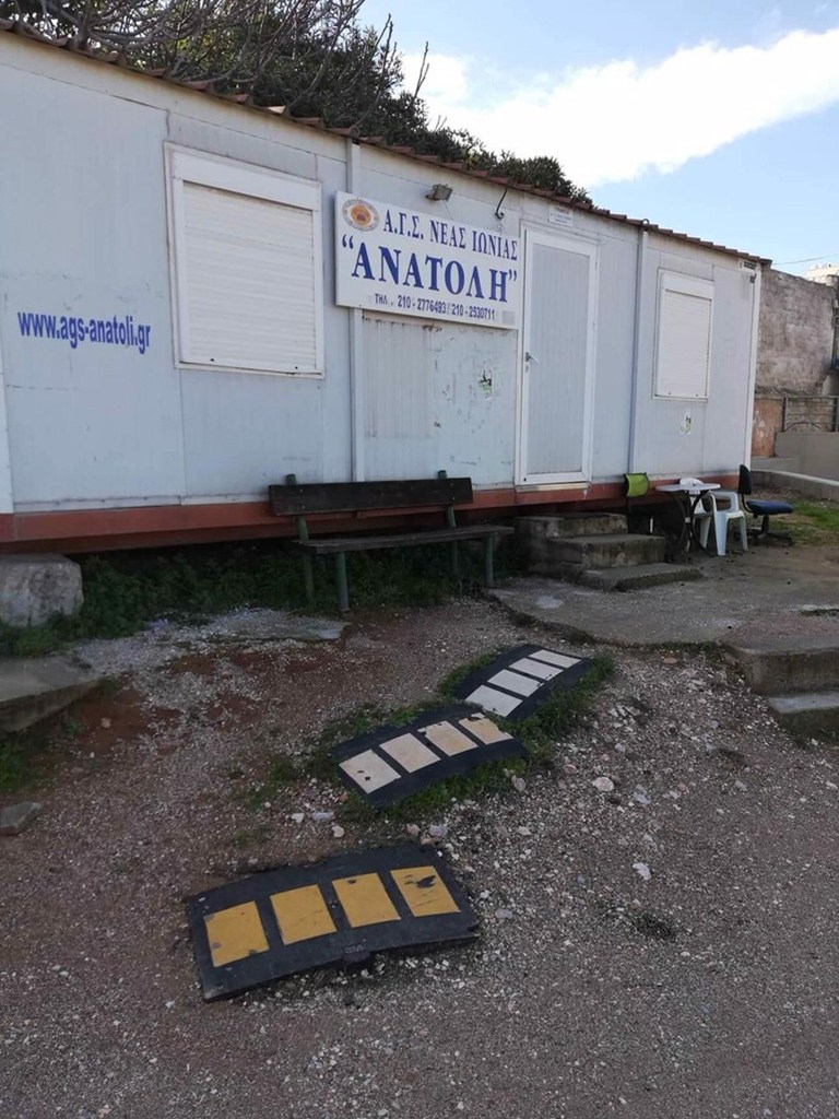 Ανάλογα γραφεία με το σύλλογο της Ανατολής ζητεί να αποκτήσει ο Ίκαρος