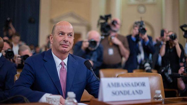 Τρεις γυναίκες κατηγορούν τον Αμερικανό πρέσβη στην Ε.Ε. Σόντλαντ για σεξουαλική παρενόχληση