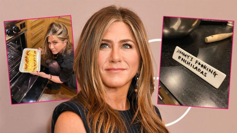 Η Τζένιφερ Άνιστον μαγειρεύει για την Ημέρα των Ευχαριστιών