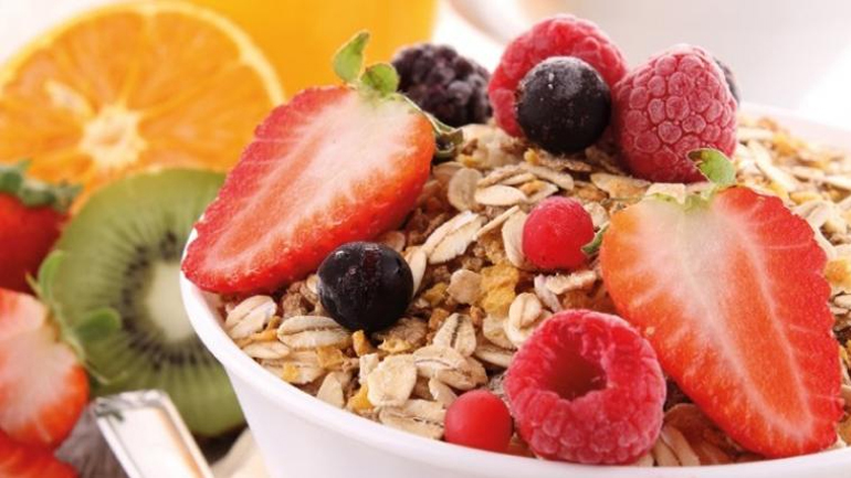 Η παράλειψη του πρωινού συνδέεται με χαμηλότερους βαθμούς στο Λύκειο