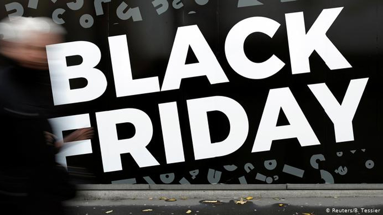 Για τους Γάλλους ακτιβιστές η «Βlack Friday» έγινε «Block Friday»: Διαδηλώσεις σε όλη τη χώρα