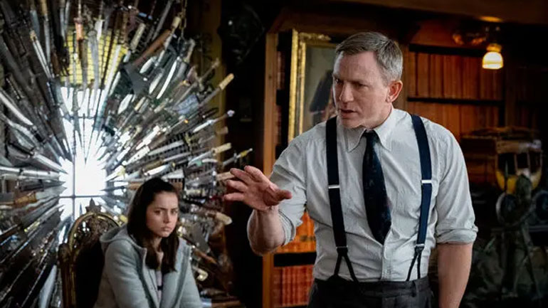 «Στα Μαχαίρια» – Μια ταινία μυστηρίου που θα σας κόψει την ανάσα