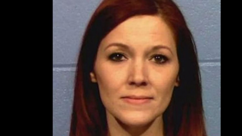 Σάλος στο Τέξας: Καθηγήτρια έκανε στοματικό έρωτα σε μαθητή της μέσα στην τάξη