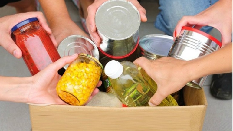 Θερμαϊκός: Συγκέντρωση τροφίμων και ειδών ατομικής υγιεινής για τις κοινωνικές δομές