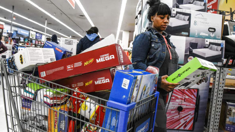 ΗΠΑ: Οι καταναλωτές ξόδεψαν περισσότερα από 2 δις δολάρια σε ηλεκτρονικές αγορές