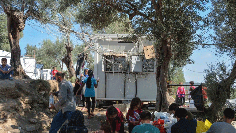 Στον καταυλισμό της Μόριας κυβερνητικό κλιμάκιο