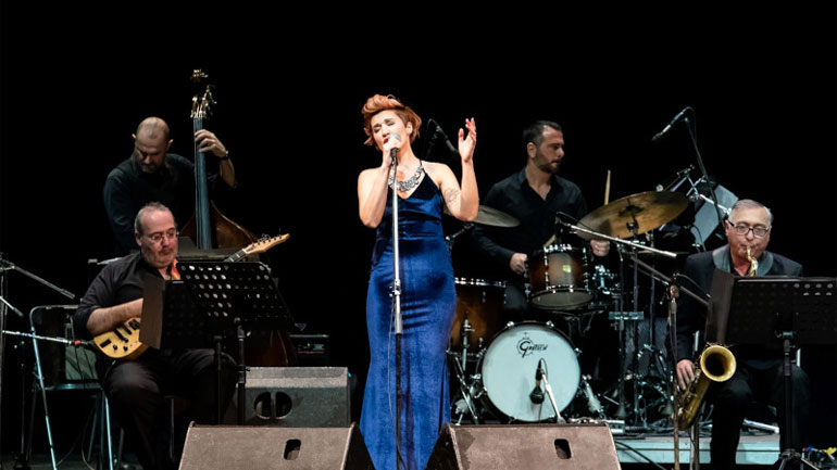 Χριστούγεννα στο θέατρο Ολύμπια