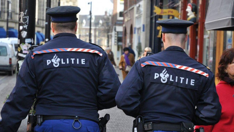 Ολλανδία: Η αστυνομία αναζητεί τον άνδρα που επιτέθηκε με μαχαίρι σε τρεις εφήβους