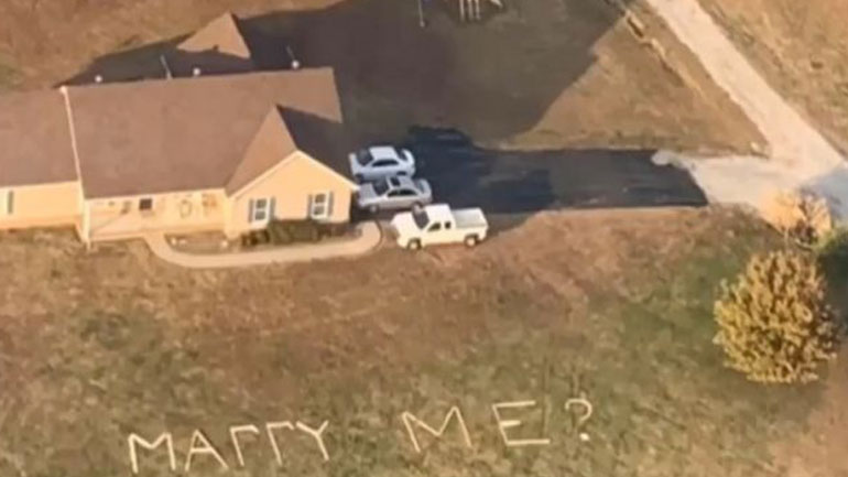 Πρόταση γάμου από… ψηλά