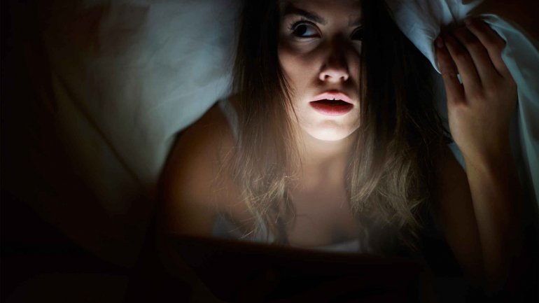 Τι μας κάνει να “παγώνουμε” όταν αισθανόμαστε μια απειλή στο περιβάλλον;