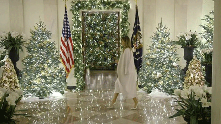 Melania Trump: Στόλισε τον Λευκό Οίκο με τον πιο εντυπωσιακό τρόπο