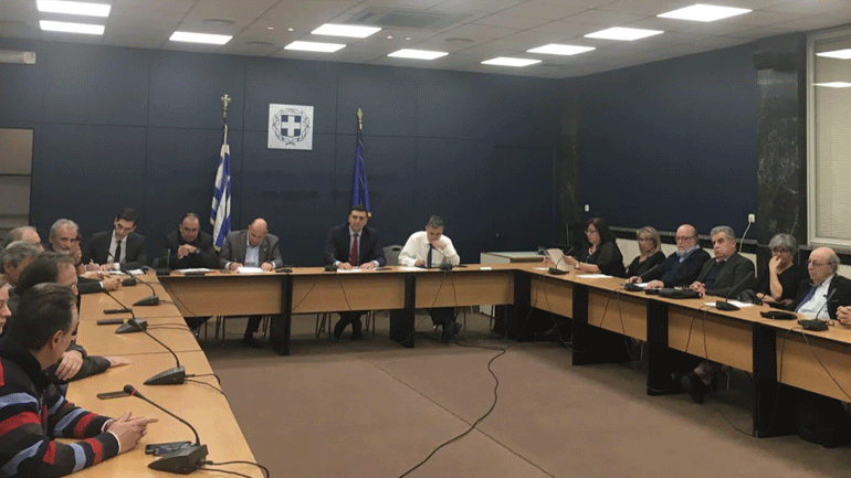 Υπ. Υγείας: Προτεραιότητα οι επιπλέον κλίνες στις ΜΕΘ