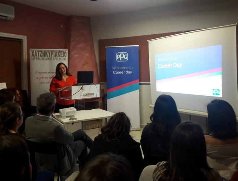 Η Μαρία Κατσαρέα