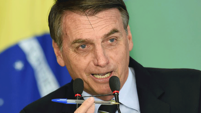 Ο Μπολσονάρου ελπίζει ότι ο Τραμπ δεν θα τιμωρήσει τη Βραζιλία με δασμούς