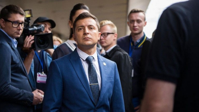 Ο Ουκρανός πρόεδρος Ζελένσκι αρνείται την ύπαρξη συμφωνίας με τον Ντ. Τραμπ