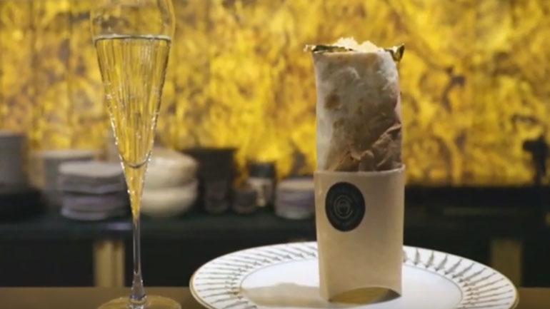 «Βρόμικο» πολυτελείας: Αραβικό σουβλάκι με… χρυσό και χαβιάρι