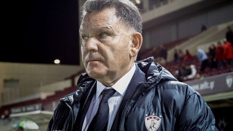 Καβγάς Κούγια στα μπουζούκια!