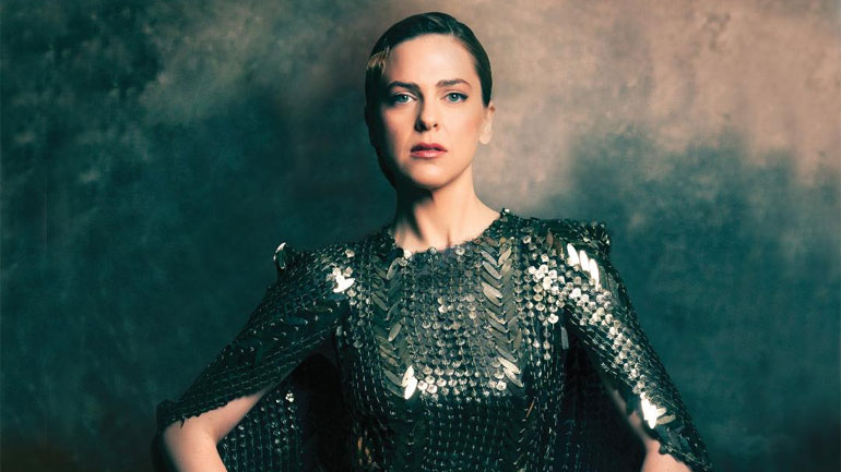 Η Ρένα Μόρφη στο Πειραιώς 131