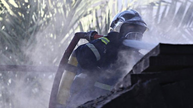 Νεκρό άτομο από φωτιά σε δομή φιλοξενίας προσφύγων στη Λέσβο