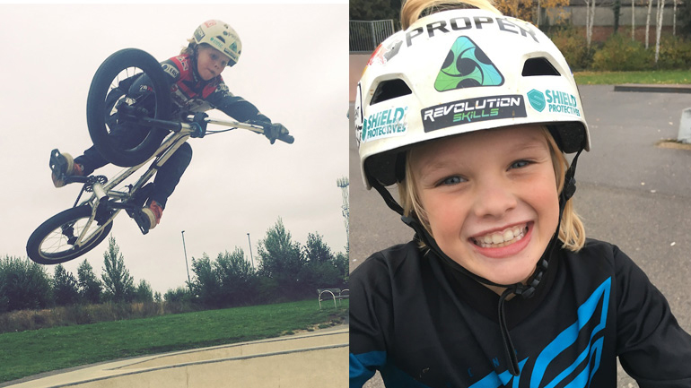 8χρονος παραδίδει μαθήματα style