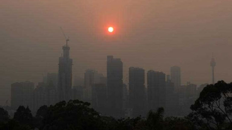 Το Σίδνεϊ έχει καλυφθεί από σύννεφο πυκνού καπνού λόγω πυρκαγιών