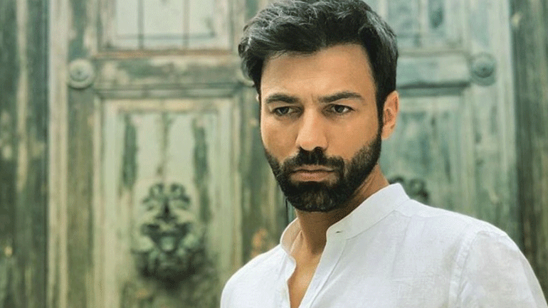 8 Λέξεις: Ο Οδυσσέας θέλει να εξομαλύνει τις σχέσεις του με τον αδερφό του 8 Λέξεις: Ο Οδυσσέας θέλει να εξομαλύνει τις σχέσεις του με τον αδερφό του