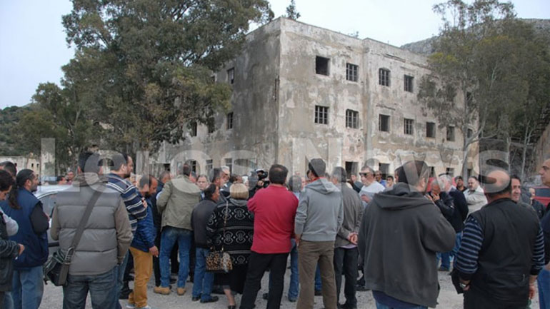 Κάτοικοι της Λέρου εμπόδισαν την αποβίβαση προσφύγων και μεταναστών